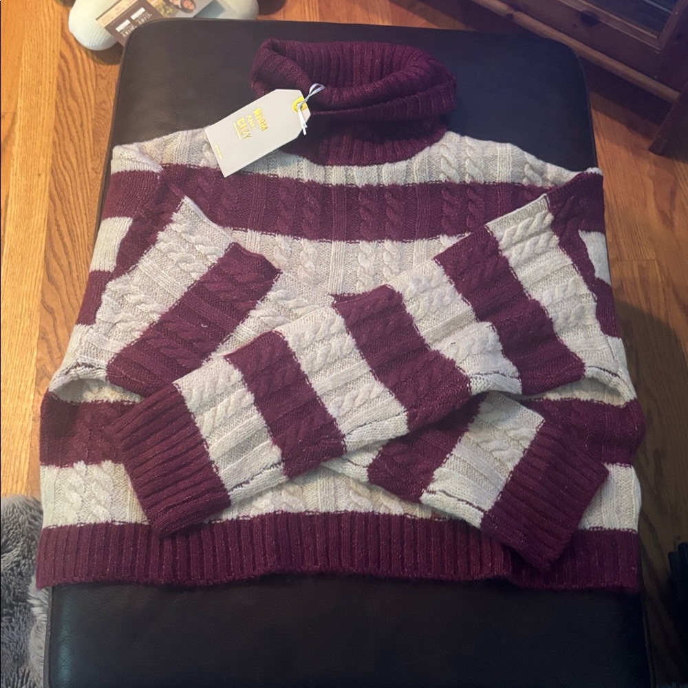 Love Tree Burgundy Knit Cropped Sweater